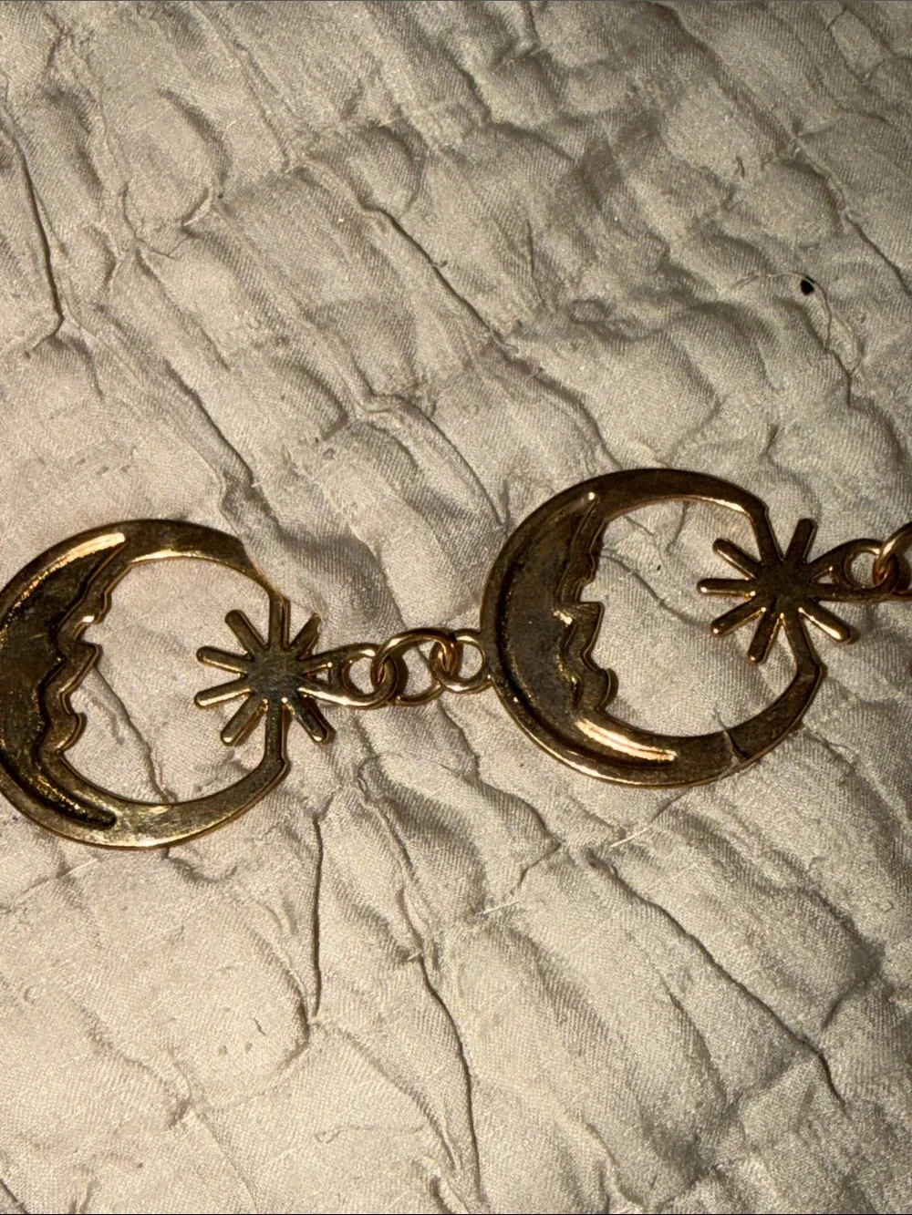 Fabulous gold tone moons Chicos chain belt
